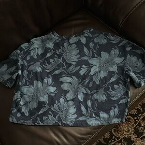 Express Floral Blue Cropped T-Shirt